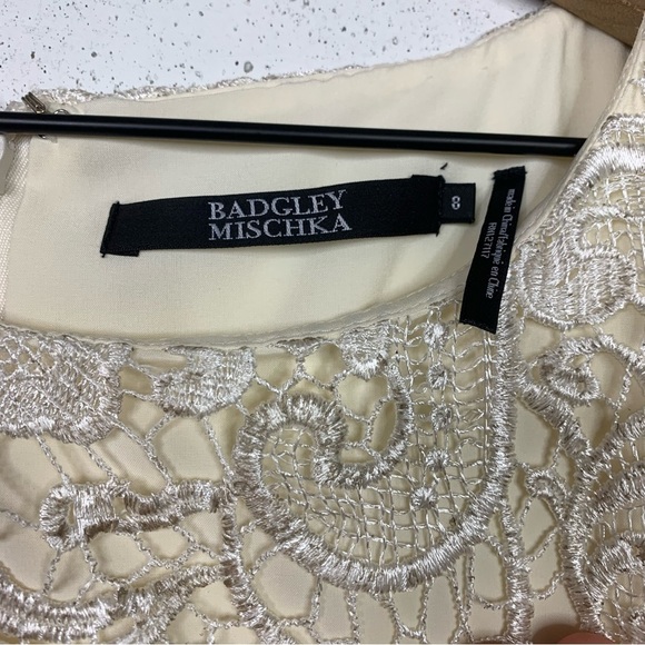Badgley Mischka Lace And Tweed Gold Metallic Dress Size 8 - Picture 15 of 16